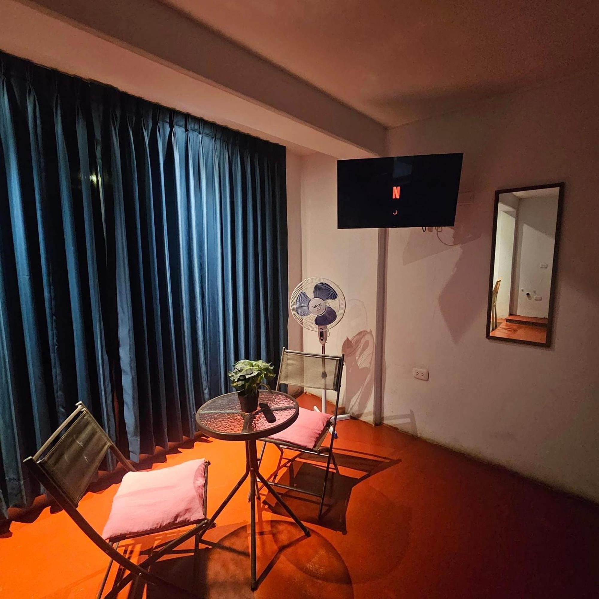 Lima Airport Hostel With Free Airport Pick Up Callao Ngoại thất bức ảnh
