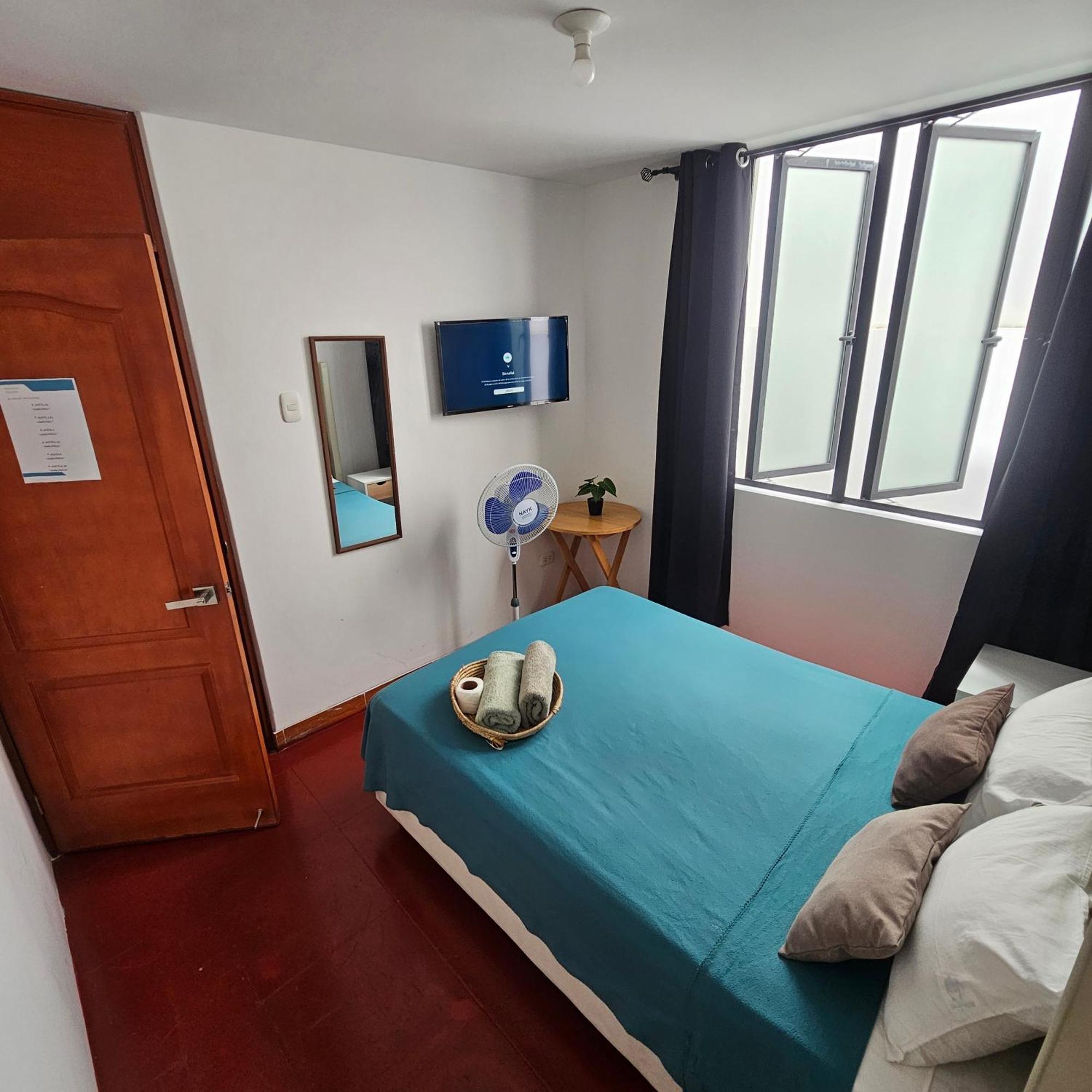 Lima Airport Hostel With Free Airport Pick Up Callao Ngoại thất bức ảnh